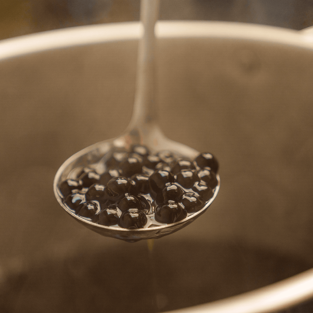 Chewy Tapioca Pearls (Boba) - Bag (2.2 lbs)
