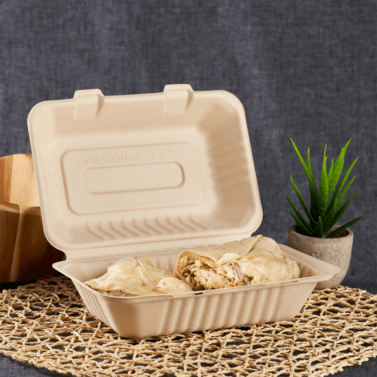 Karat Earth 9''x6'' Molded Fiber Hinged Containers, PFAS Free, Natural - 200 pcs