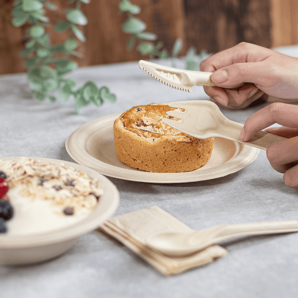 Karat Earth PFAS Free Bagasse Cutlery Kits (Knife, Fork, Soup Spoon, 2-ply Napkin), Paper Wrapped - 250 sets