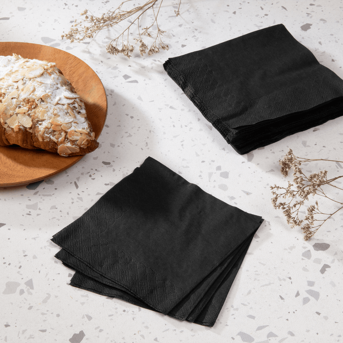 [4,000 ct] 9.5" x9.5" Beverage Napkins, Black