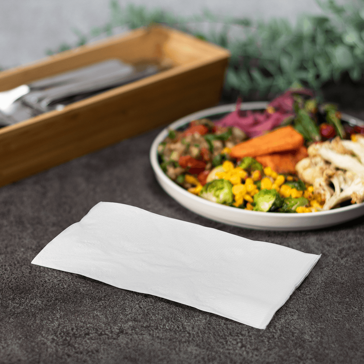 [3,000 ct] 15" x17" 1 Ply Dinner Napkins, White