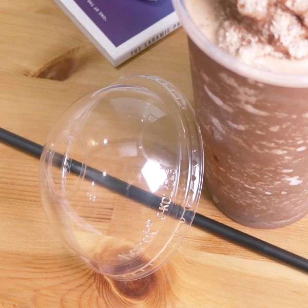 [600 ct] 32 oz Plastic Dome Cup Lids | PET | 104.5 mm