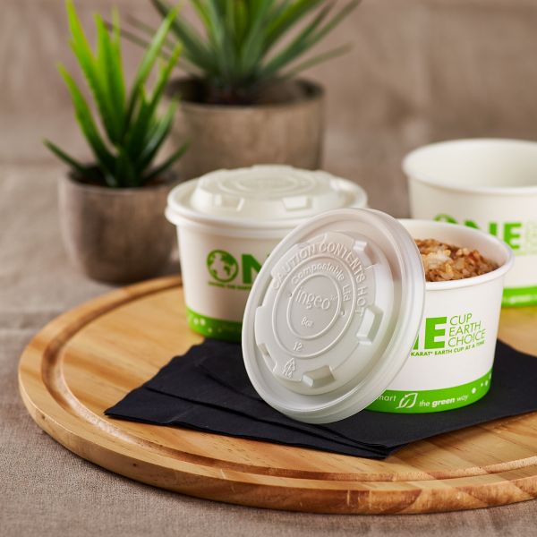 Karat Earth 90.8mm Compostable Flat Lids for 6-10 oz Paper Food Container, White - 1,000 pcs