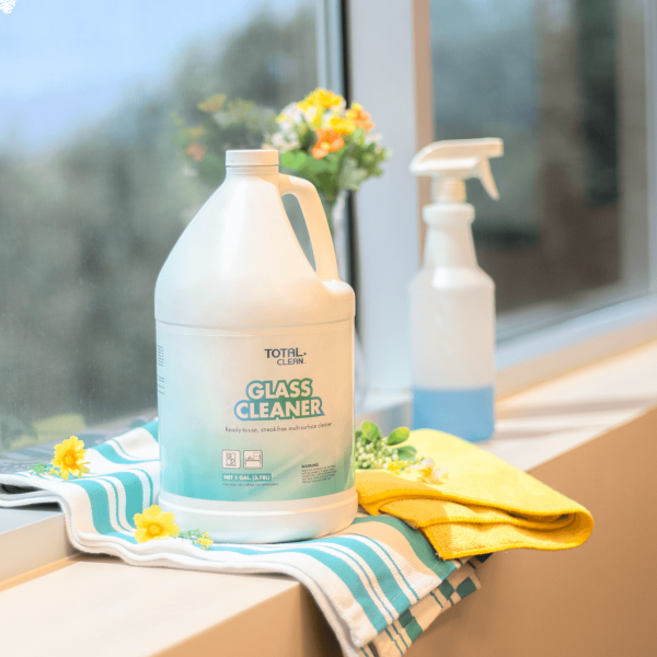 Total Clean Glass Window Cleaner, 1 Gallon - Case of 4 bottles