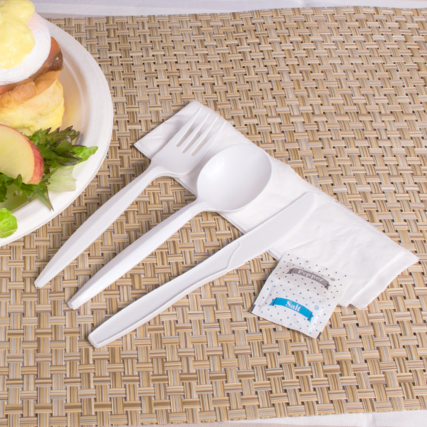 [250 sets] PP Plastic Medium-Heavy Weight Cutlery Kits with Salt and Pepper, White